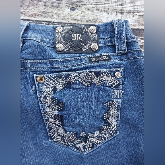 MissMe Jeans Women's Size 32 Mid-Rise Boot Cut - Picture 5 of 5